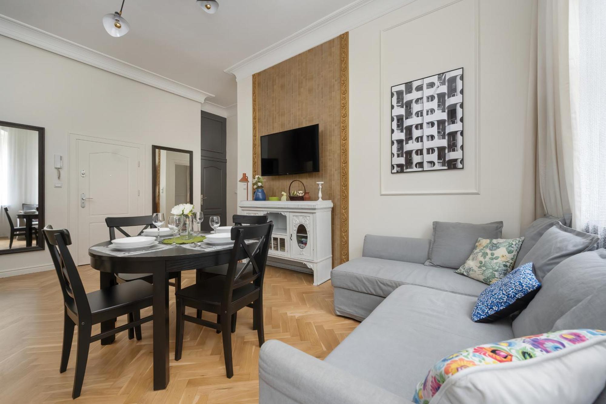 Exclusive Old Town Apartment By Noclegi Renters *